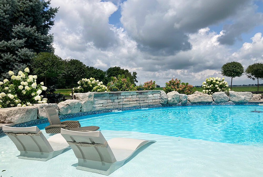 7 Creative Ideas to Consider When Designing Your Pool